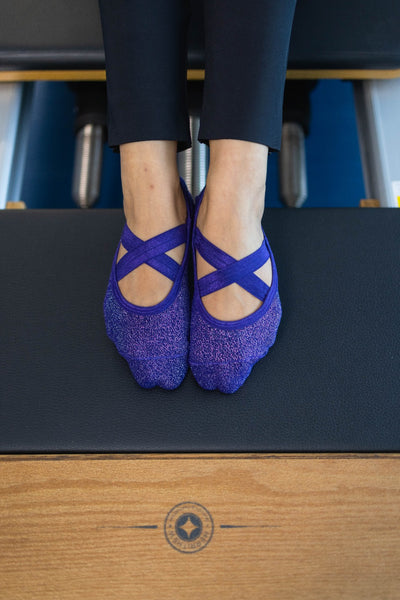 Set Of 2 Yoga Socks Anti-Skid Technology - Light Blue & Fuchsia